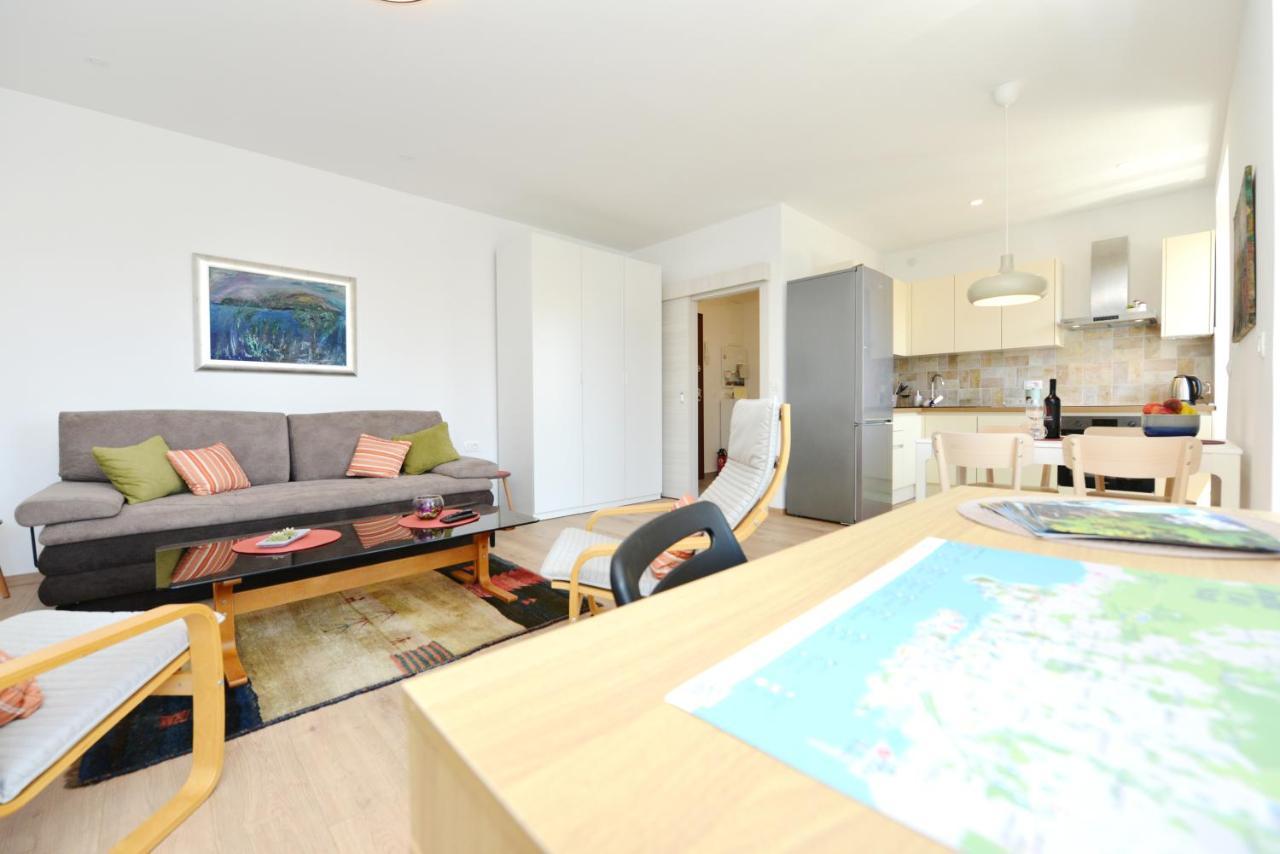 Apartman Junona - Poluotok Na Dlanu زادار المظهر الخارجي الصورة